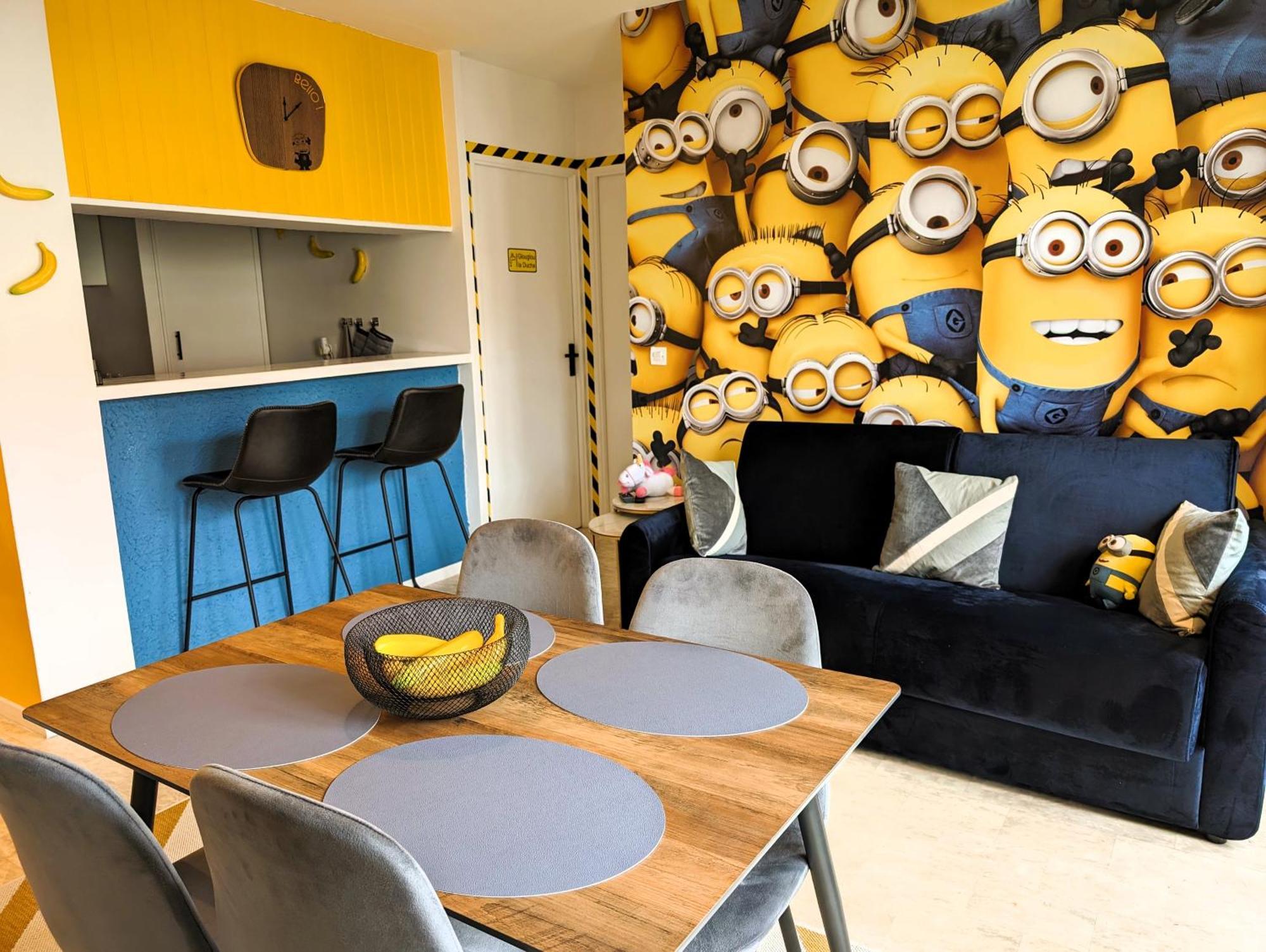 Le Repaire Des Minions - 10' Disney - Familial Bailly-Romainvilliers Buitenkant foto