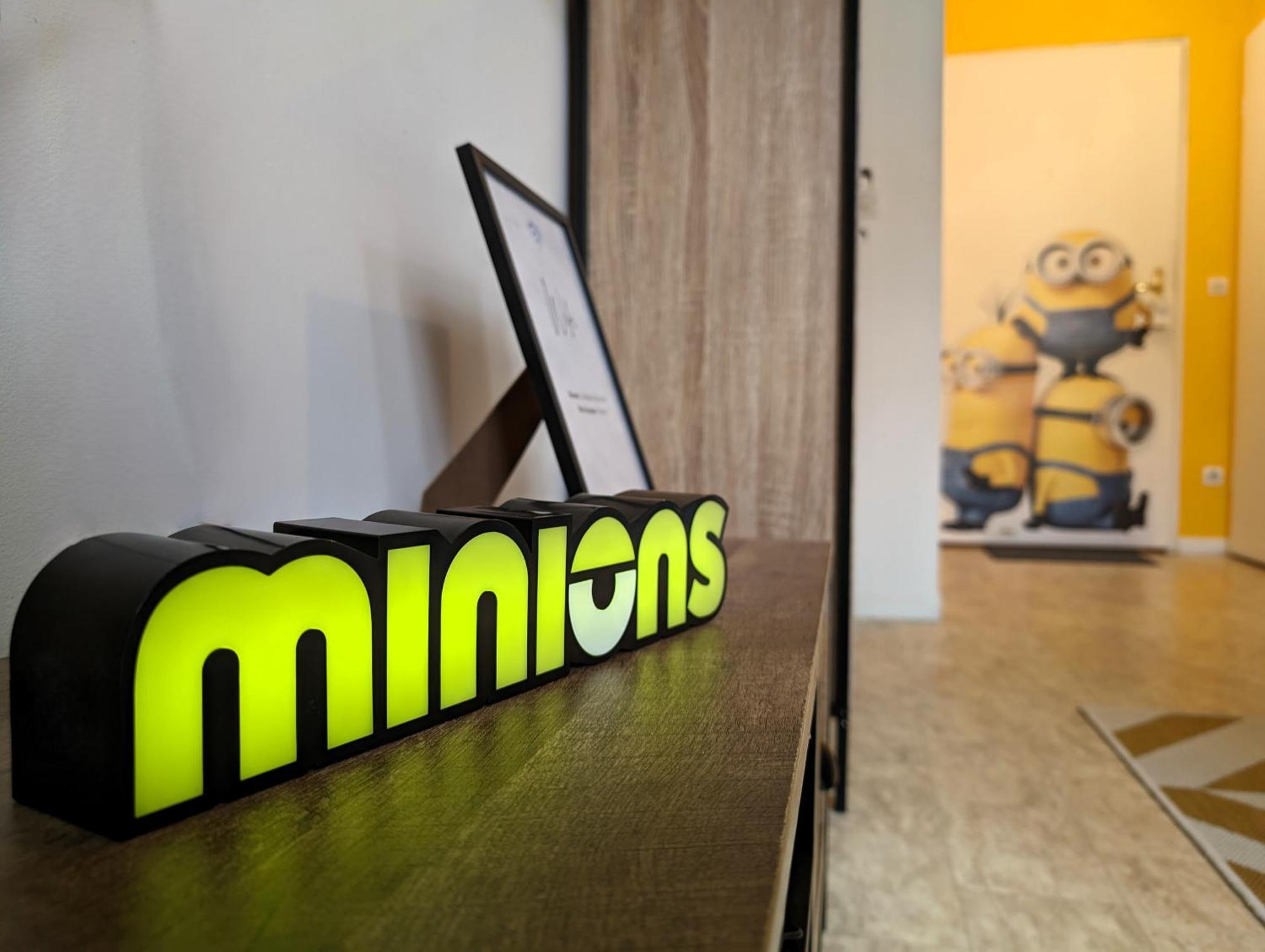 Le Repaire Des Minions - 10' Disney - Familial Bailly-Romainvilliers Buitenkant foto